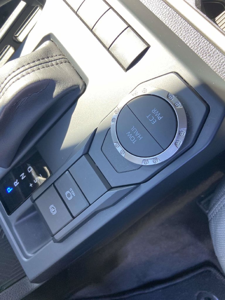 Used 2025 Toyota Tacoma SR5 RWD image 30