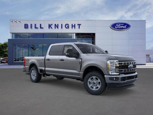 New 2026 Ford F250 XLT w/ FX4 Off-Road Package image 7