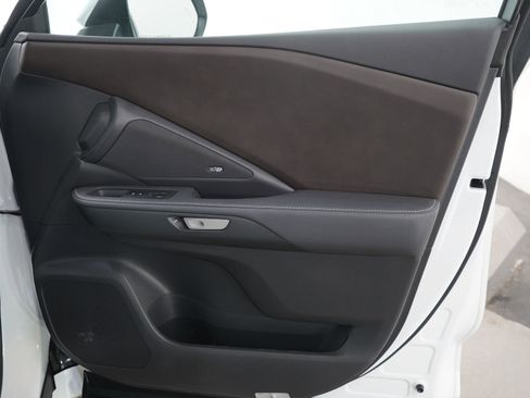 Used 2024 Lexus TX 350 AWD image 9