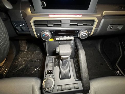 New 2026 Toyota Tacoma SR5 AWD/4WD image 11