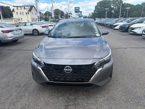 Used 2024 Nissan Sentra SV FWD image 2
