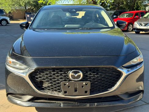 Used 2021 MAZDA MAZDA3 s FWD image 3