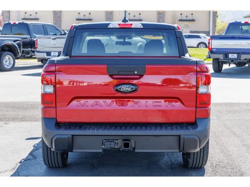 Used 2025 Ford Maverick XLT w/ XLT Luxury Package image 4