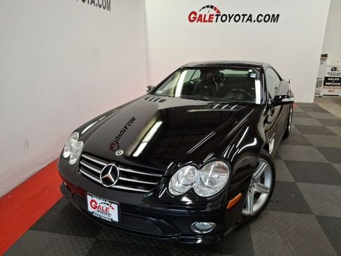 Used 2008 Mercedes-Benz SL 55 AMG image 3