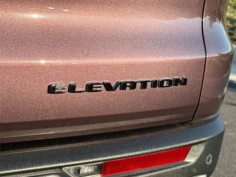 Used 2024 GMC Acadia Elevation w/ Luxury Package AWD/4WD image 19