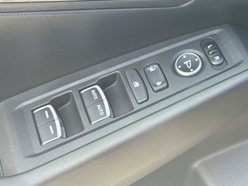 Used 2024 Honda Accord LX image 17