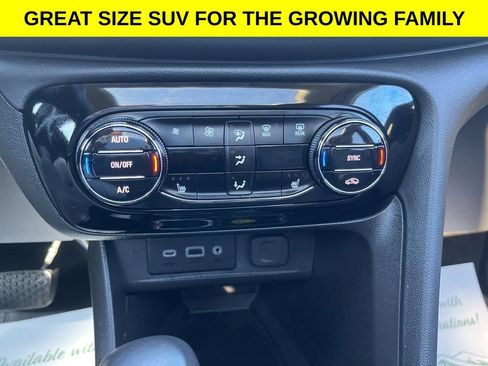Used 2023 Buick Encore GX Select w/ Experience Buick Package FWD image 27