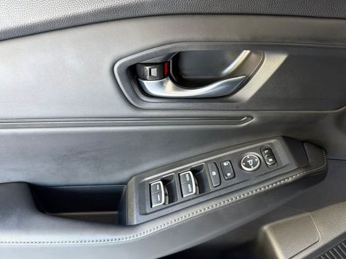 Used 2024 Honda Accord Sport image 12