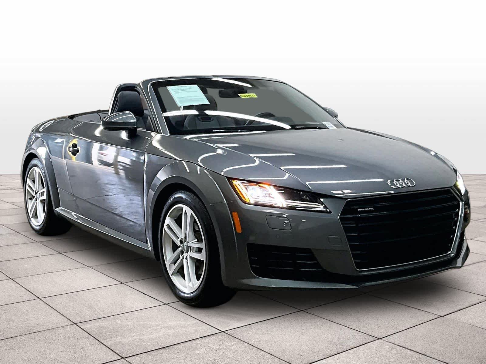 Used 2017 Audi TT 2.0T AWD/4WD image 2