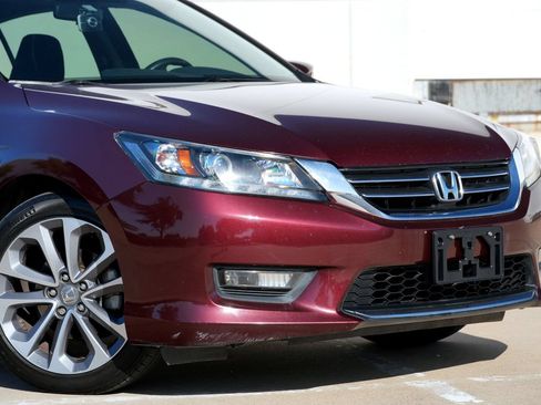 Used 2015 Honda Accord Sport image 14