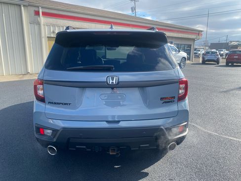 Used 2023 Honda Passport TrailSport image 6