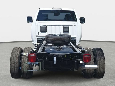 New 2026 RAM 3500 Tradesman AWD/4WD image 6