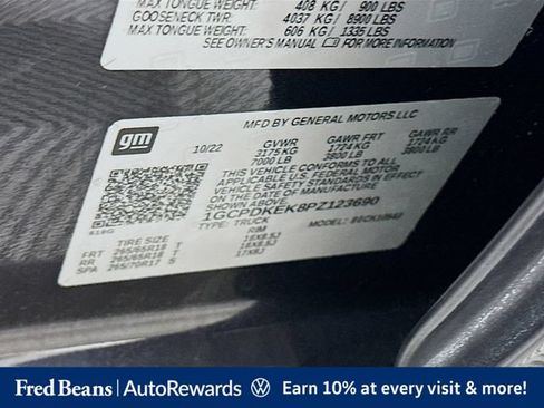 Used 2023 Chevrolet Silverado 1500 LT AWD/4WD image 37