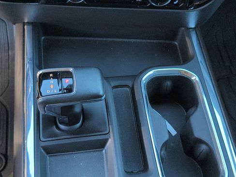 Used 2024 GMC Sierra 1500 SLT w/ SLT Premium Package image 21