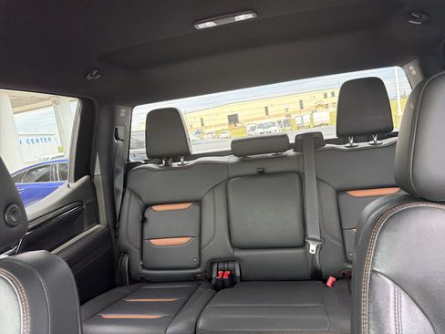 Used 2022 GMC Sierra 1500 AT4 AWD/4WD image 48