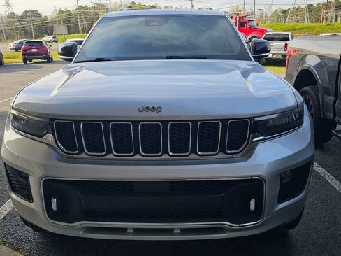 Used 2022 Jeep Grand Cherokee L Overland image 2