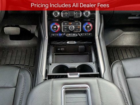 Used 2023 GMC Yukon Denali AWD/4WD image 19