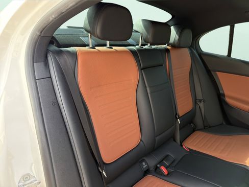 Used 2022 Mercedes-Benz C 300 Sedan image 36