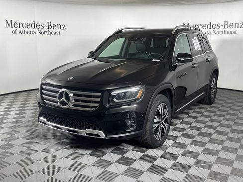 Certified 2025 Mercedes-Benz GLB 250 4MATIC image 3