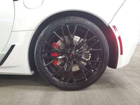 Used 2018 Chevrolet Corvette Z06 image 5