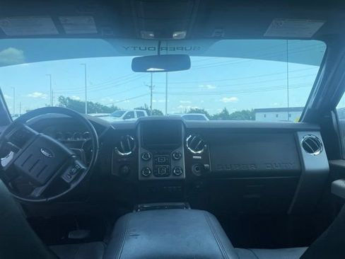 Used 2015 Ford F250 Lariat w/ Lariat Interior Package AWD/4WD image 28