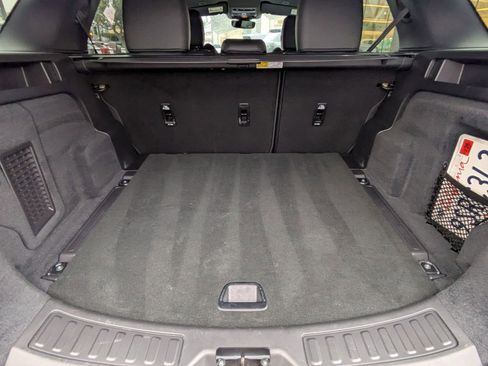 Used 2024 Land Rover Discovery Sport Dynamic SE image 7