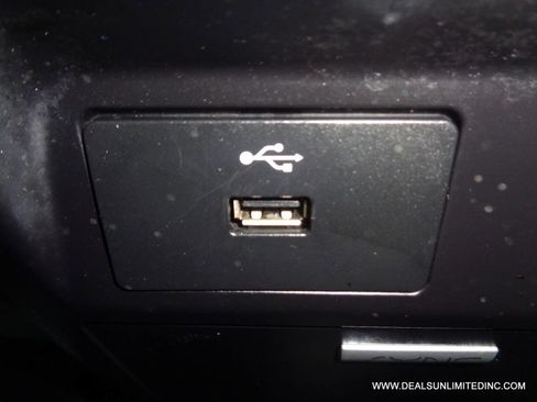 Used 2016 Ford F150 XL w/ Heavy-Duty Payload Package image 16