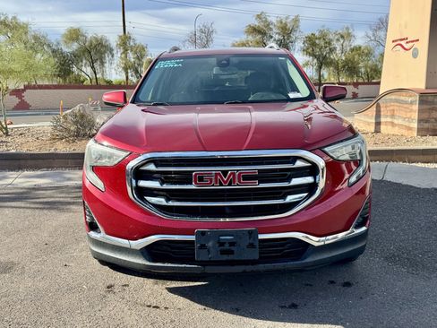Used 2018 GMC Terrain SLT w/ Preferred Package image 8