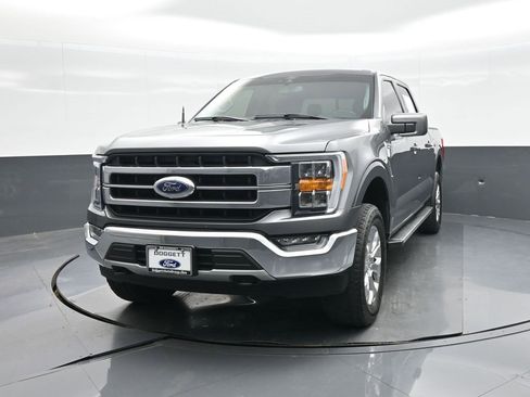 Used 2021 Ford F150 Lariat w/ FX4 Off-Road Package image 17