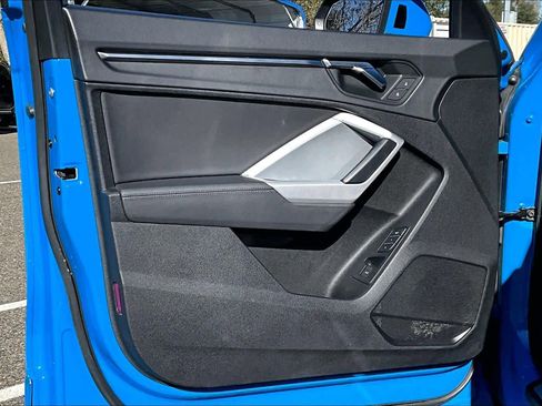 Used 2023 Audi Q3 2.0T Premium w/ Convenience Package image 21