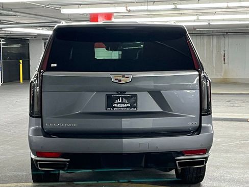 Used 2022 Cadillac Escalade Premium Luxury w/ LPO, Illumination Package image 35