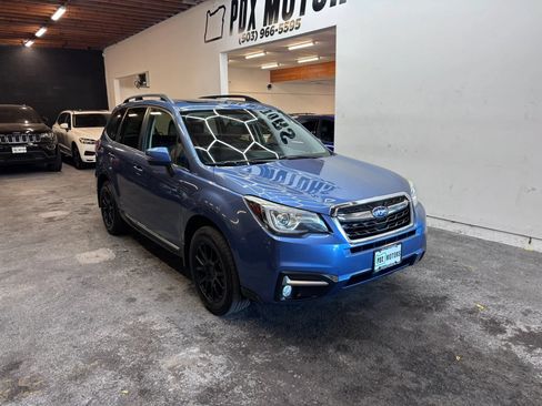 Used 2017 Subaru Forester 2.5i Touring AWD/4WD image 2