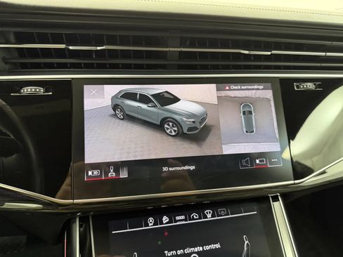 Used 2022 Audi Q8 Prestige AWD/4WD image 36