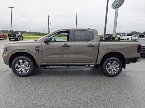 New 2025 Ford Ranger XLT w/ FX4 Off-Road Package image 7