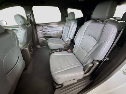 Used 2023 Buick Enclave Essence FWD image 22