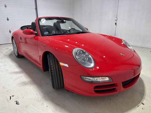 Used 2006 Porsche 911 Carrera S image 3