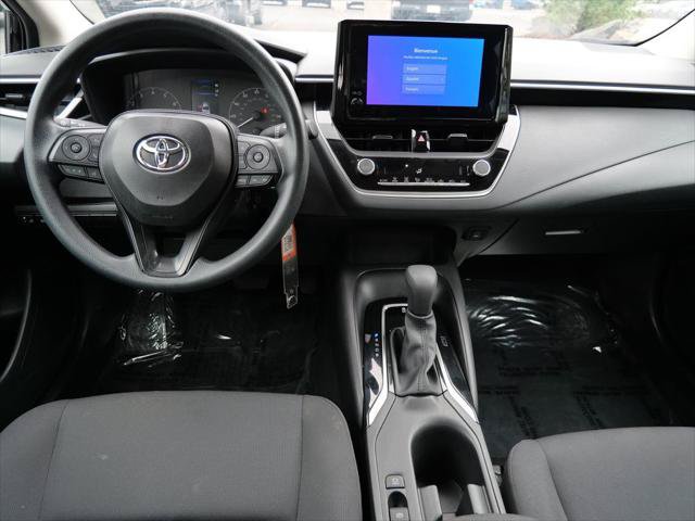 Certified 2025 Toyota Corolla LE FWD image 13