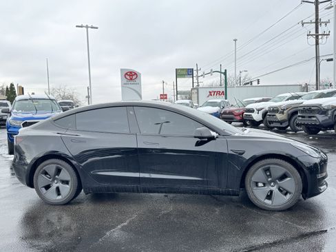 Used 2022 Tesla Model 3 Long Range image 2
