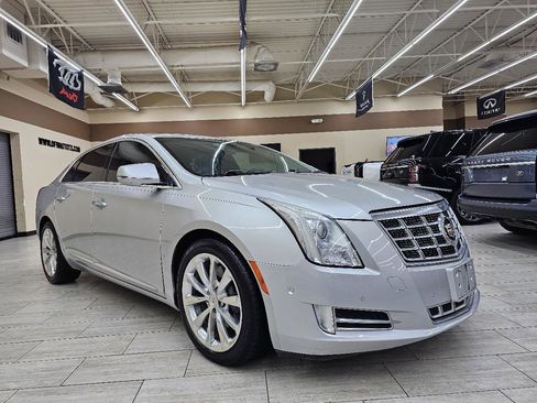 Used 2014 Cadillac XTS Luxury image 4