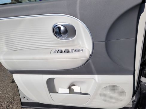 Certified 2026 Hyundai Ioniq 9 SEL image 23