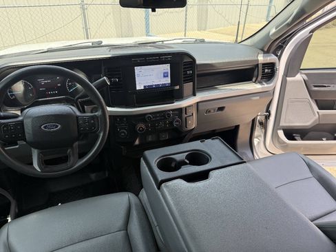 Used 2023 Ford F350 XL AWD/4WD image 29
