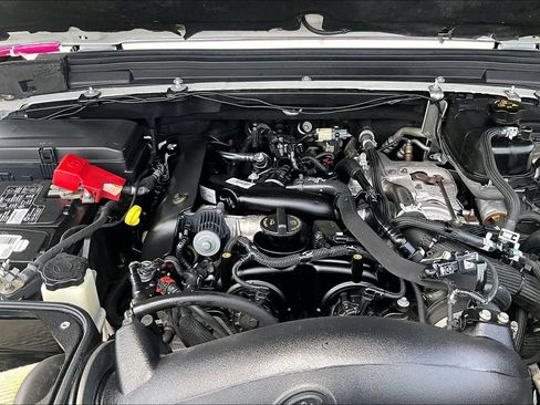 Used 2018 Jeep Wrangler Rubicon AWD/4WD image 10