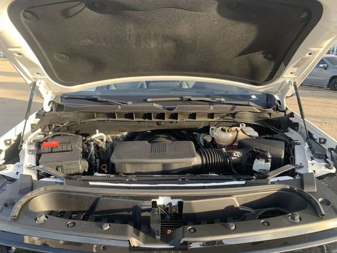 Certified 2023 Chevrolet Suburban LT image 28