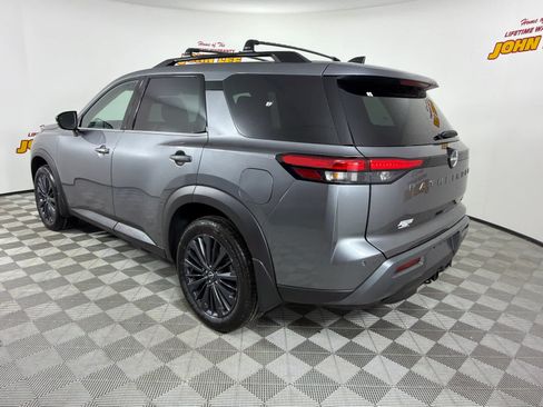 New 2026 Nissan Pathfinder SL w/ SL Premium Package FWD image 4