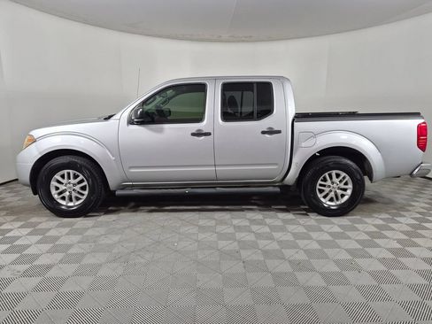 Used 2014 Nissan Frontier SV w/ SV Value Truck Package RWD image 6