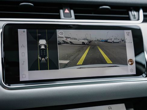 Used 2023 Land Rover Range Rover Evoque SE image 24