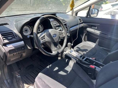 Used 2014 Subaru Impreza 2.0i Premium w/ All-Weather Package w/CVT AWD/4WD image 8