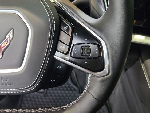 Used 2025 Chevrolet Corvette Stingray Preferred Cpe w/ Z51 Performance Package RWD image 24