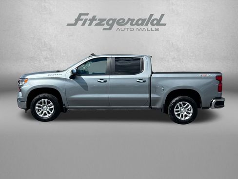 Used 2024 Chevrolet Silverado 1500 LT w/ Convenience Package II AWD/4WD image 4