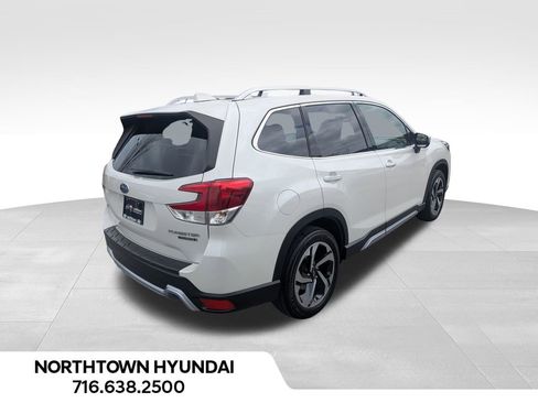 Used 2023 Subaru Forester Touring image 14
